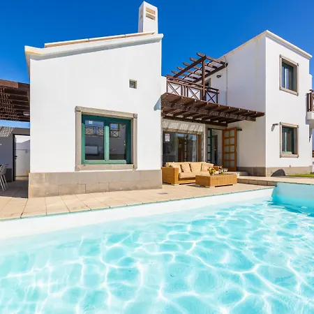 Dacil فيلة بلايا بلانكا